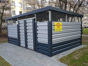 Wiata śmietnikowa Jastrząb 8x4 m z 3 furtkami — producent Karstal