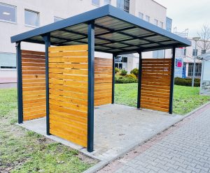 Wiata samochodowa carport 4x3 m z roletami drewnianymi — producent Karstal