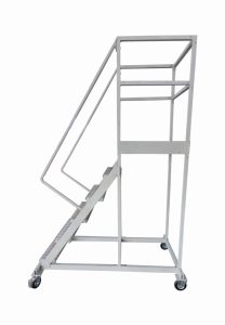 Aluminiowa drabina magazynowa jezdna z podestem 3+1 stopnie 1 m — producent Karstal