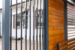 Altana ogrodowa Toskana 4x5 m z ruchomymi żaluzjami aluminiowymi — producent Karstal